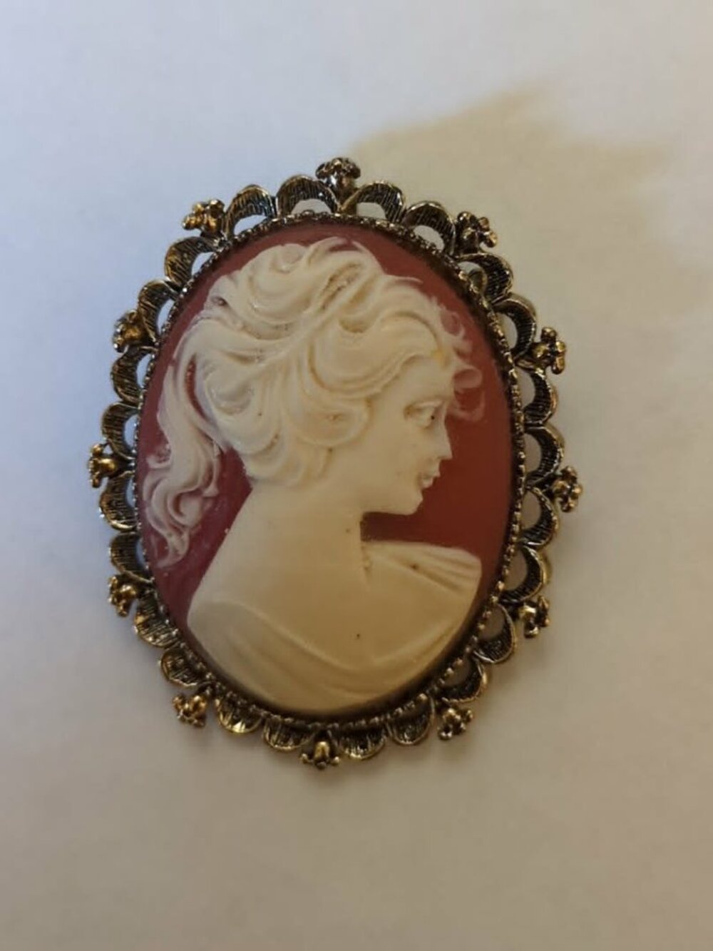 Vintage Signed Gerry's Cameo Brooch Pin With Pendant Loop Victorian Cottagecore